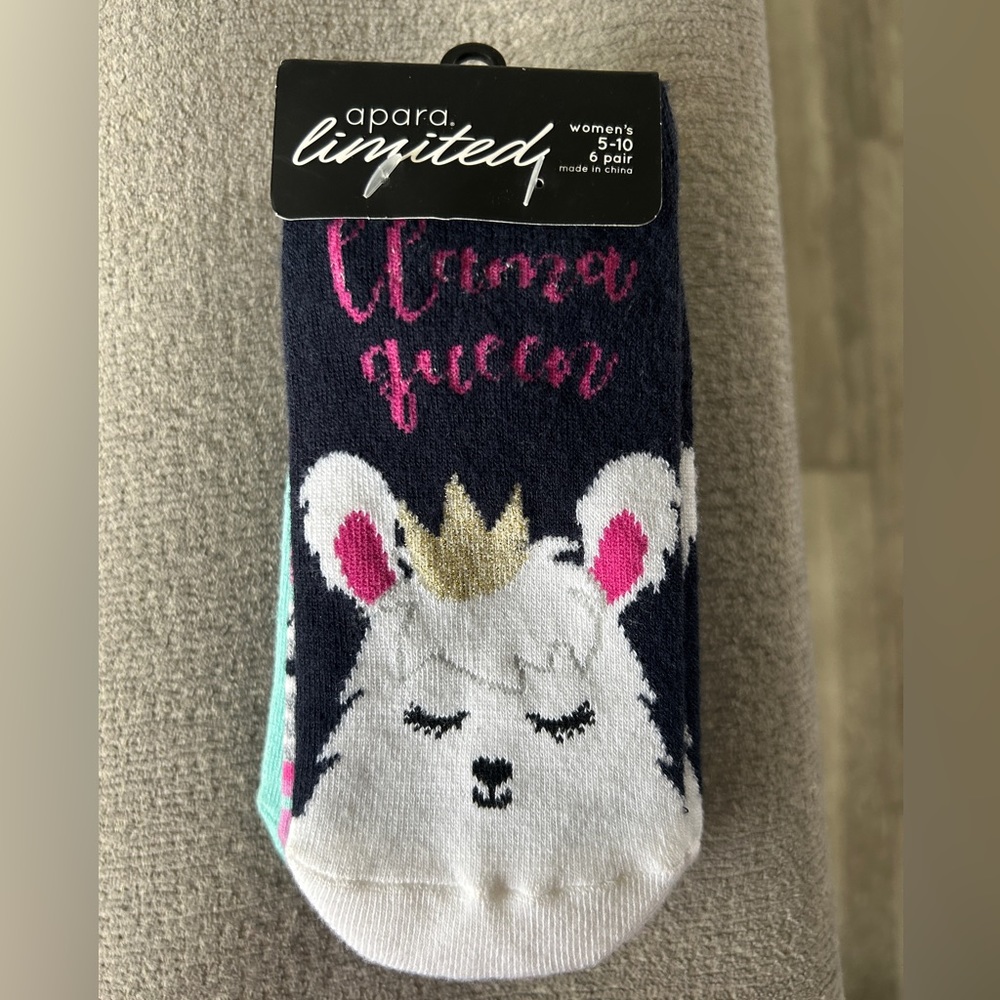 Women’s socks